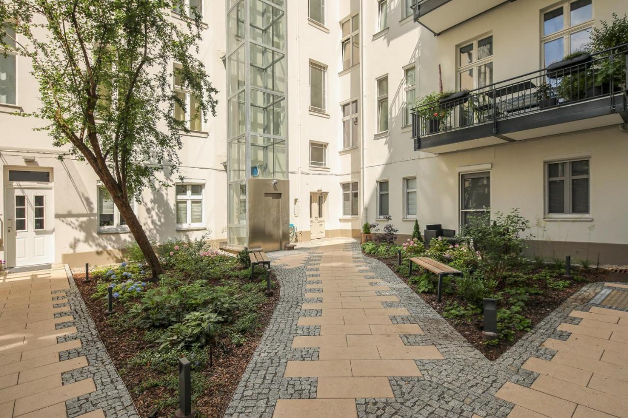 4 Personen Altbau Apartment Nahe Kurfuerstendamm - Romeo & Julia Berlín Exteriér fotografie